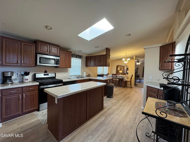 2000 Windflow Drive 76, Rosamond, CA 93560