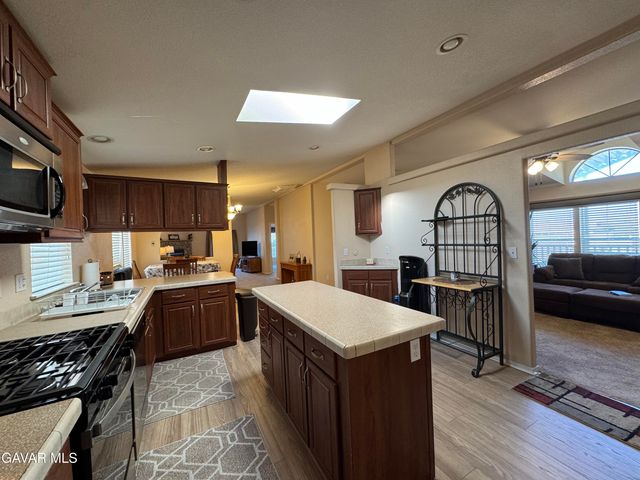 2000 Windflow Drive 76, Rosamond, CA 93560