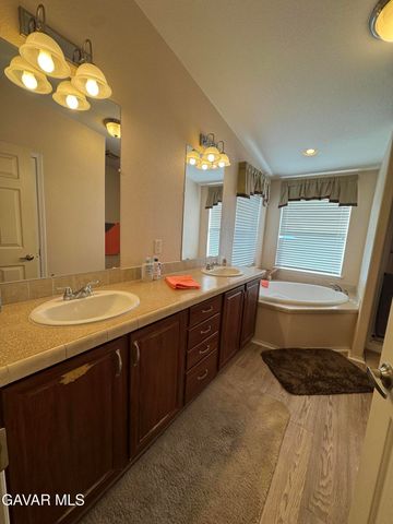 2000 Windflow Drive 76, Rosamond, CA 93560