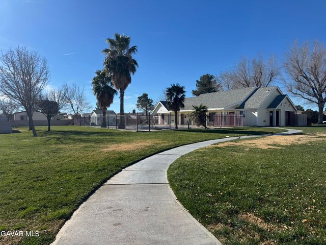 2000 Windflow Drive 76, Rosamond, CA 93560