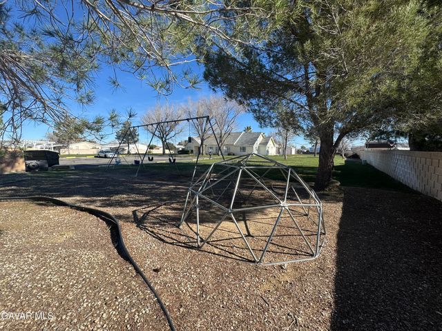 2000 Windflow Drive 76, Rosamond, CA 93560