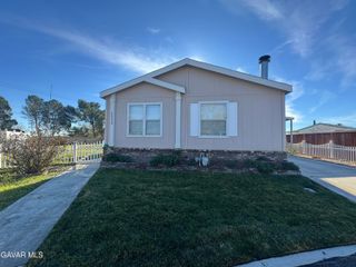 2000 Windflow Drive 76, Rosamond, CA 93560