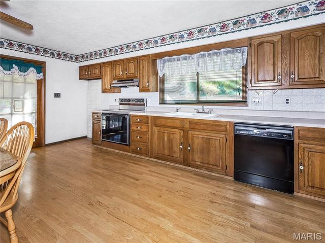 204 Twin Drive, Caseyville, IL 62232