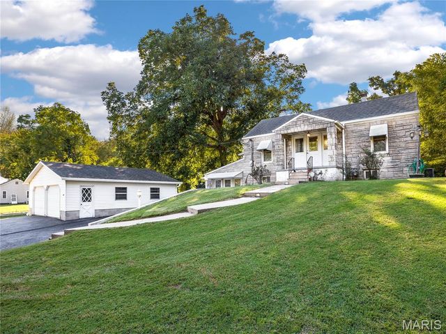 204 Twin Drive, Caseyville, IL 62232