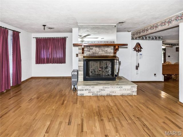 204 Twin Drive, Caseyville, IL 62232