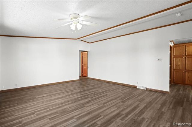 3502 Midsummer Lane, Northville, MI 48167