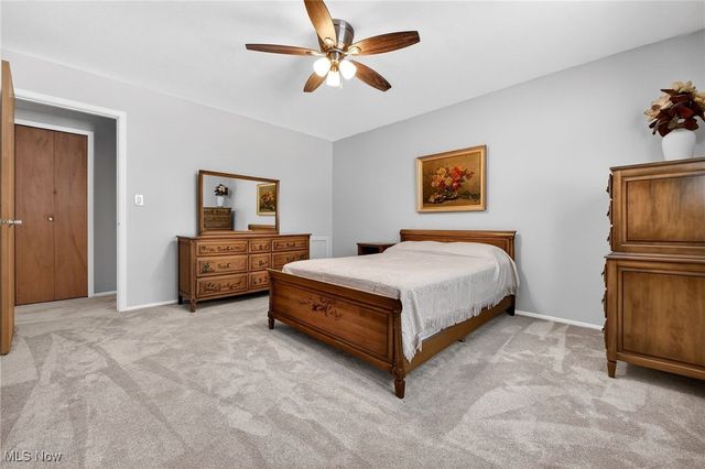 5721 Som Center Road 18, Solon, OH 44139