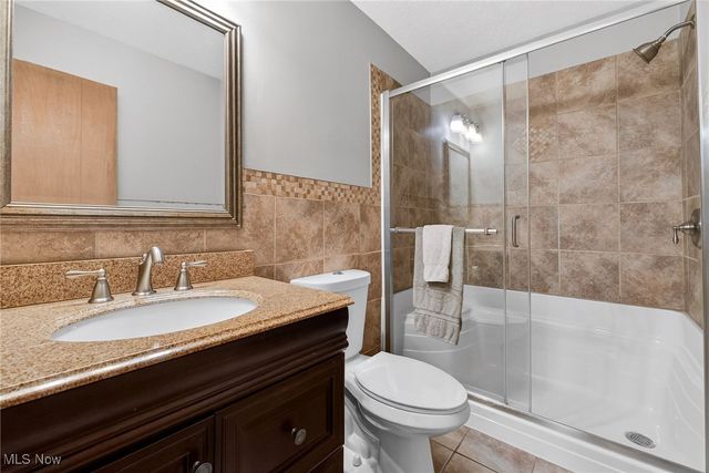 5721 Som Center Road 18, Solon, OH 44139