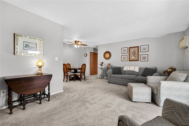 5721 Som Center Road 18, Solon, OH 44139