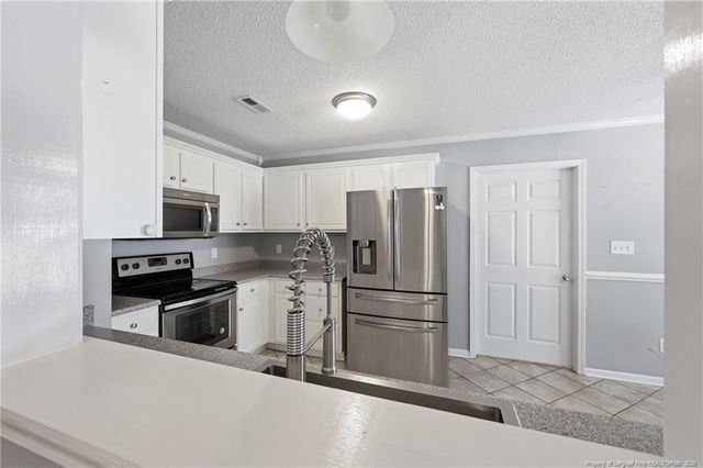 800 Bramblegate Road, Hope Mills, NC 28348