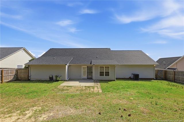 800 Bramblegate Road, Hope Mills, NC 28348