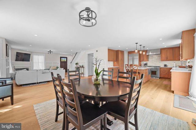 346 W CENTRAL AVE, Malvern, PA 19355