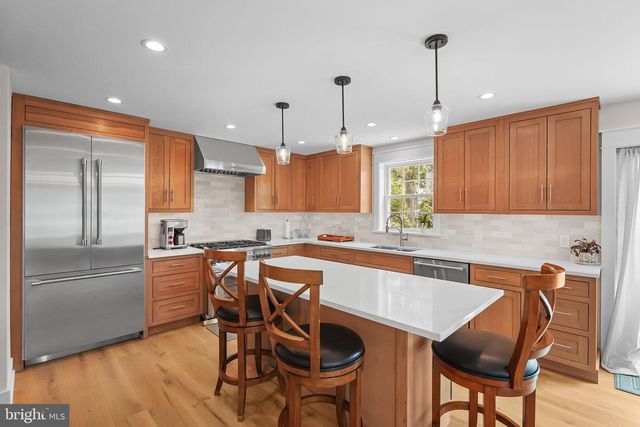 346 W CENTRAL AVE, Malvern, PA 19355