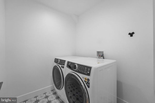 346 W CENTRAL AVE, Malvern, PA 19355