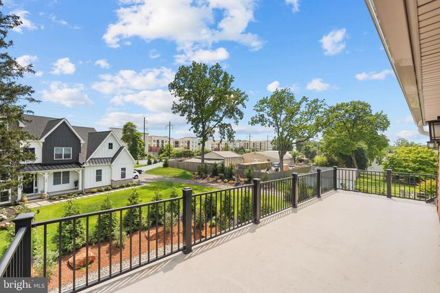 346 W CENTRAL AVE, Malvern, PA 19355
