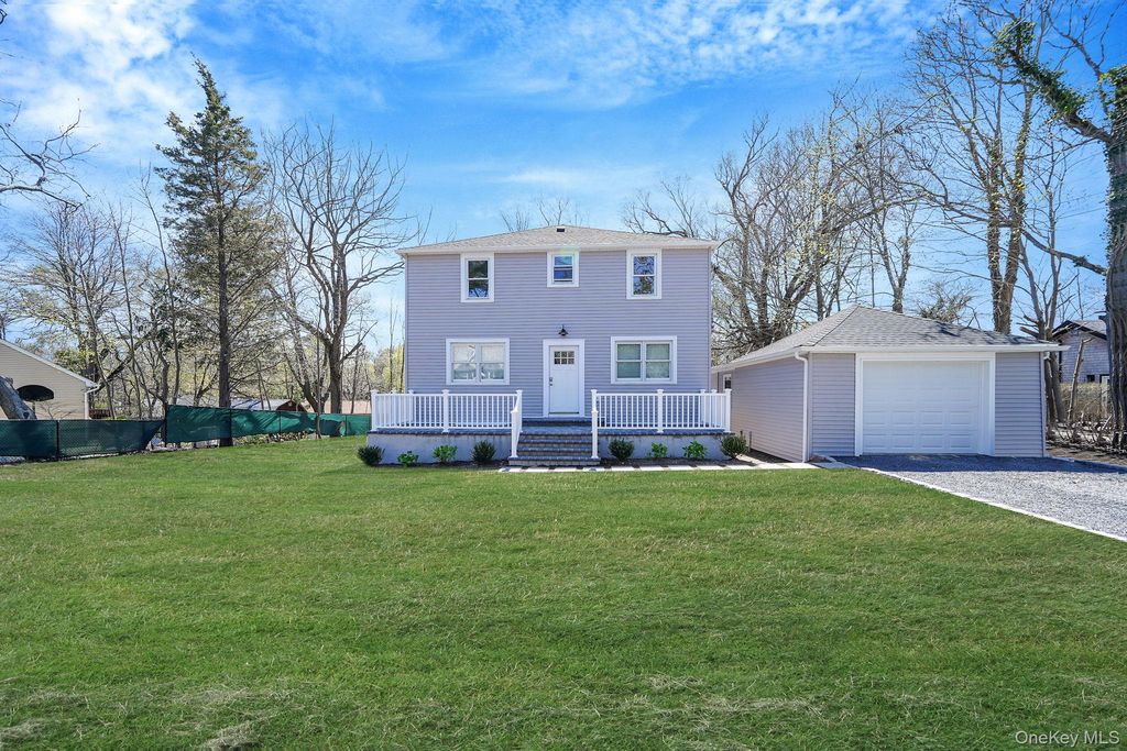 2939 N Wading River Road, Wading River, NY 11792