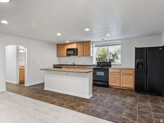 8569 S SUNRISE OAK DR, West Jordan, UT 84081