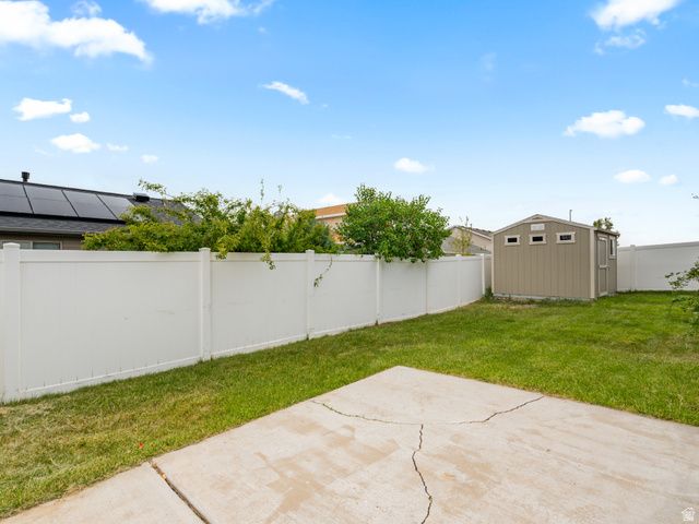 8569 S SUNRISE OAK DR, West Jordan, UT 84081