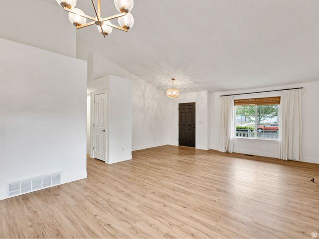 8569 S SUNRISE OAK DR, West Jordan, UT 84081