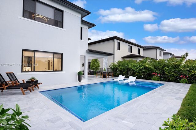 19662 NE 14th Court, Miami, FL 33179