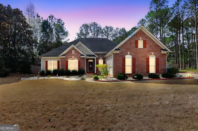 150 Chaucer Parkway, Fayetteville, GA 30214