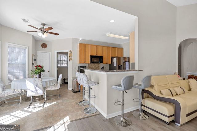 150 Chaucer Parkway, Fayetteville, GA 30214