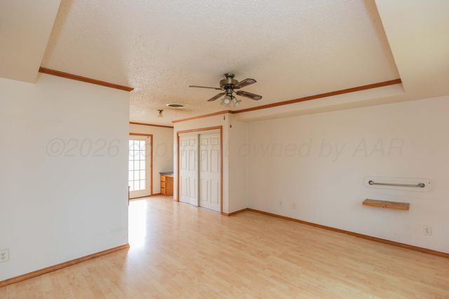 200 S Wall Street, Shamrock, TX 79079