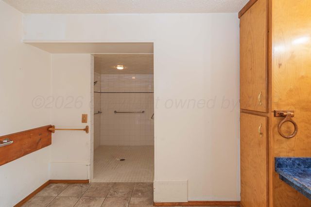 200 S Wall Street, Shamrock, TX 79079