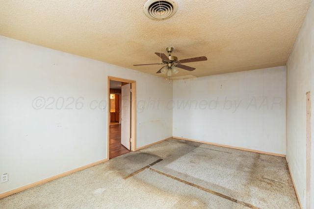 200 S Wall Street, Shamrock, TX 79079