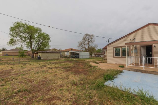 200 S Wall Street, Shamrock, TX 79079