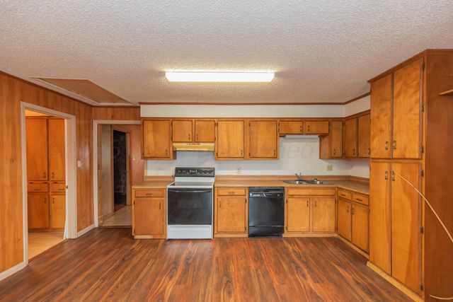 200 S Wall Street, Shamrock, TX 79079