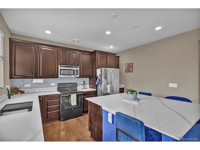 7679 Blue Water Dr, Castle Rock, CO 80108