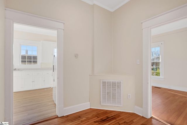 307 Dukes Avenue, Greenwood, SC 29646