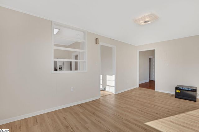 307 Dukes Avenue, Greenwood, SC 29646