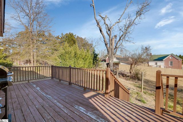 307 Dukes Avenue, Greenwood, SC 29646