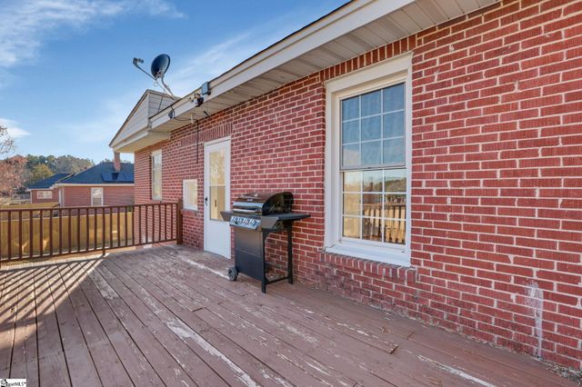 307 Dukes Avenue, Greenwood, SC 29646