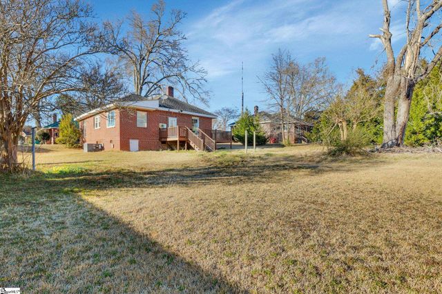 307 Dukes Avenue, Greenwood, SC 29646