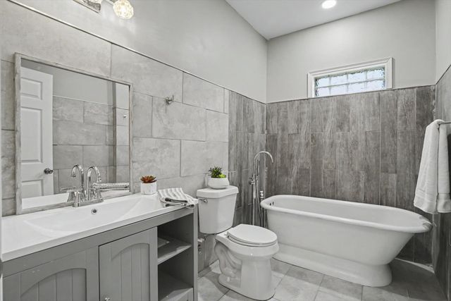 611 S Poplar Street, Sapulpa, OK 74066