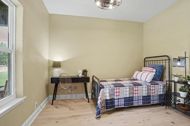 611 S Poplar Street, Sapulpa, OK 74066
