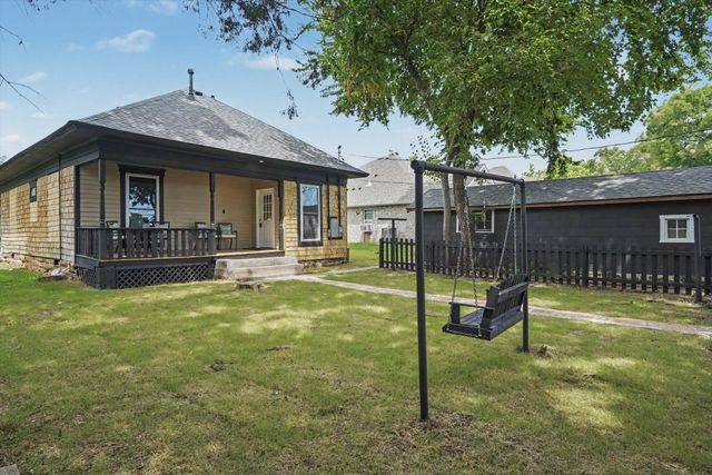 611 S Poplar Street, Sapulpa, OK 74066