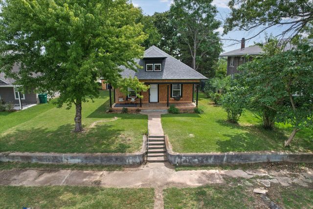611 S Poplar Street, Sapulpa, OK 74066