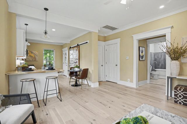611 S Poplar Street, Sapulpa, OK 74066