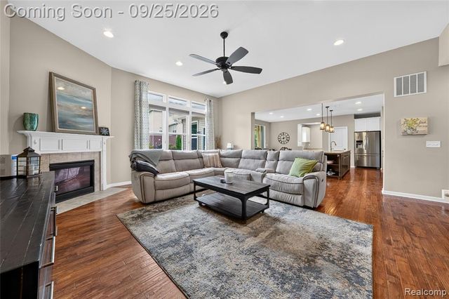 6206 Ardmore Court, Clarkston, MI 48348