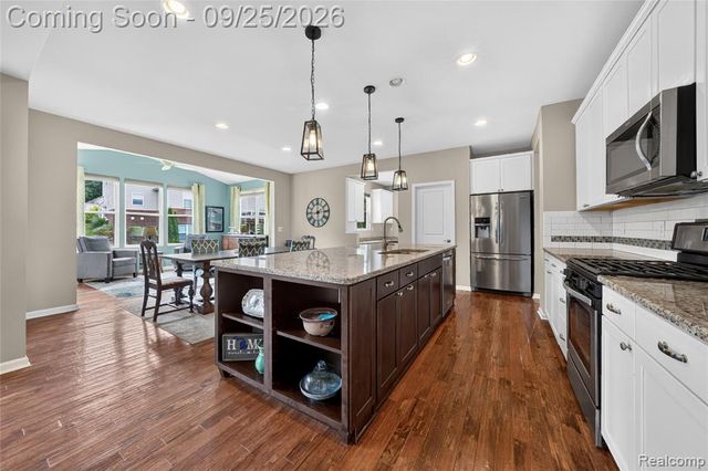 6206 Ardmore Court, Clarkston, MI 48348