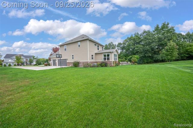 6206 Ardmore Court, Clarkston, MI 48348