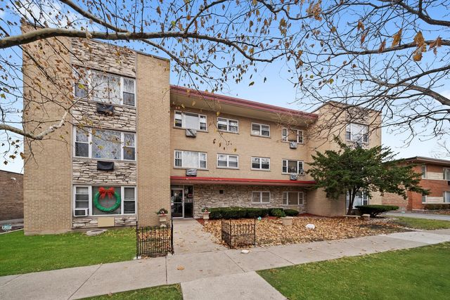 415 S Maple Avenue 202, Oak Park, IL 60302