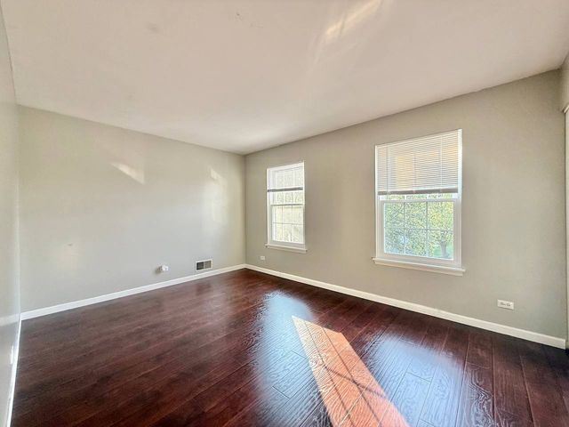 433 Gloria Lane 433, Oswego, IL 60543