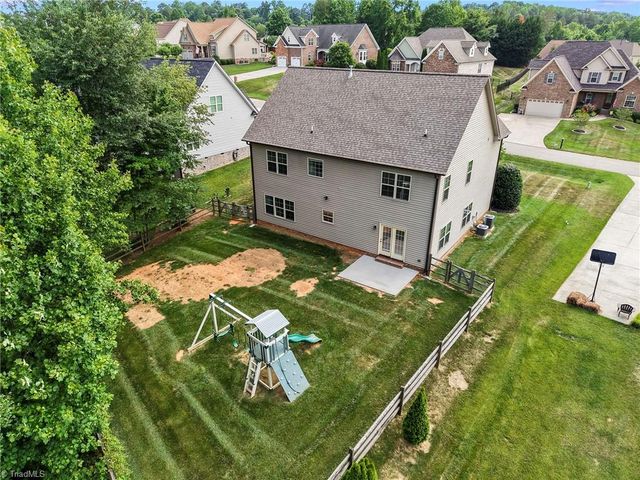 4638 Orchard Grove Drive, Clemmons, NC 27012