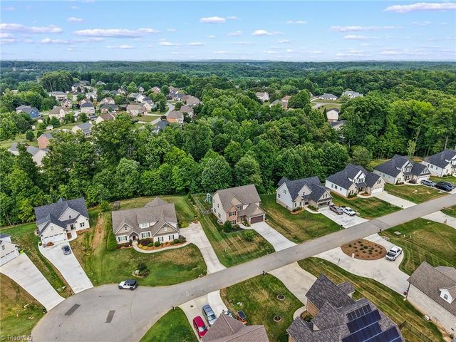 4638 Orchard Grove Drive, Clemmons, NC 27012