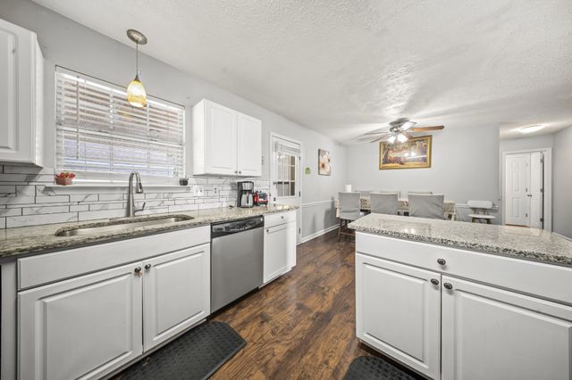 106 Hidden Forest Ln, La Vergne, TN 37086